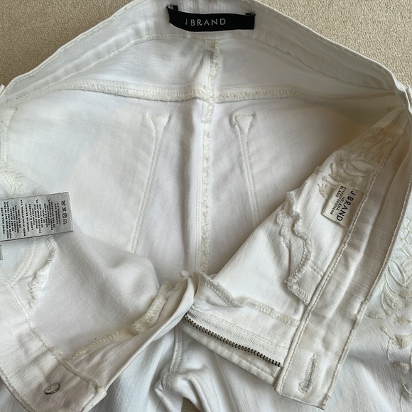 J BRAND WHITE jeans size 29 - Picture 4 of 9